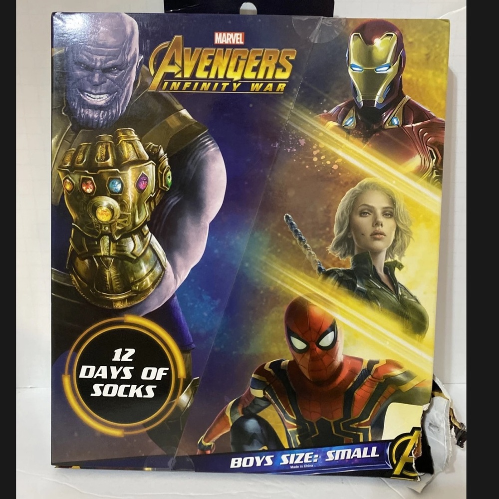 NEW Avengers Infinity War-12 days of socks